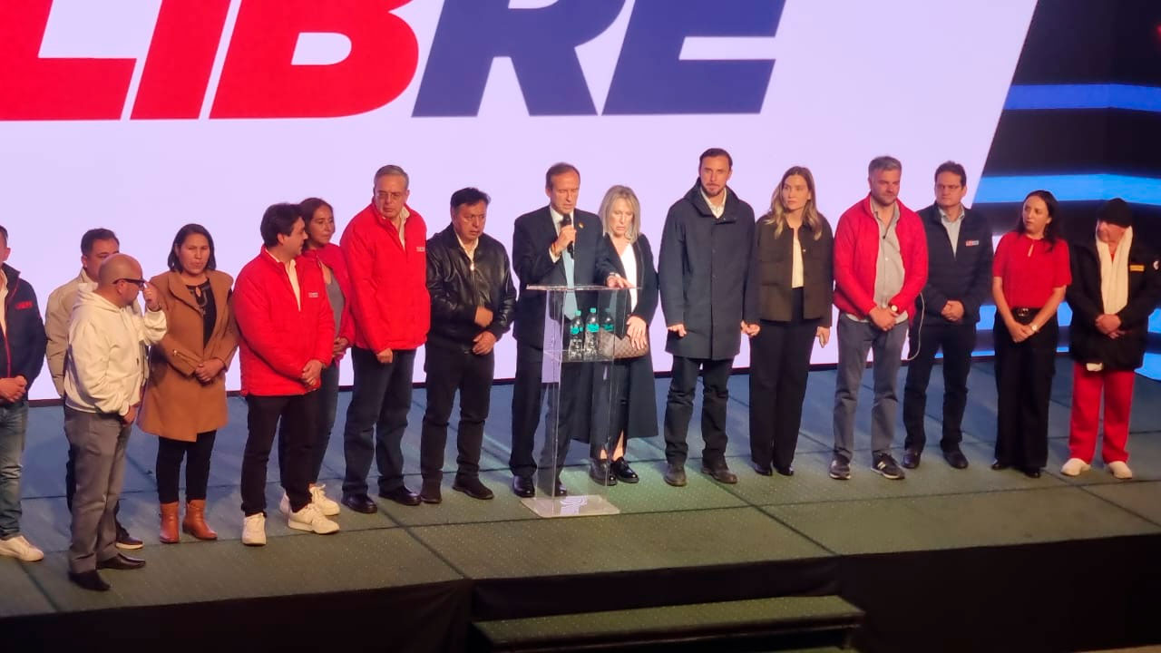 Tuto felicita a Rodrigo Paz y dice: ‘si no alcanzó,...